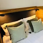Krakow Apartments & Rooms