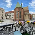 Krakow Apartments & Rooms